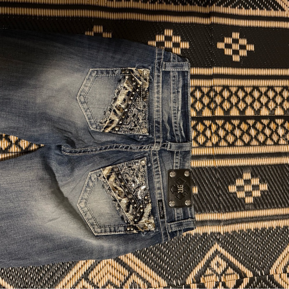 Miss Me jeans size 29 inseam 34 great design and feel - Picture 4 of 4